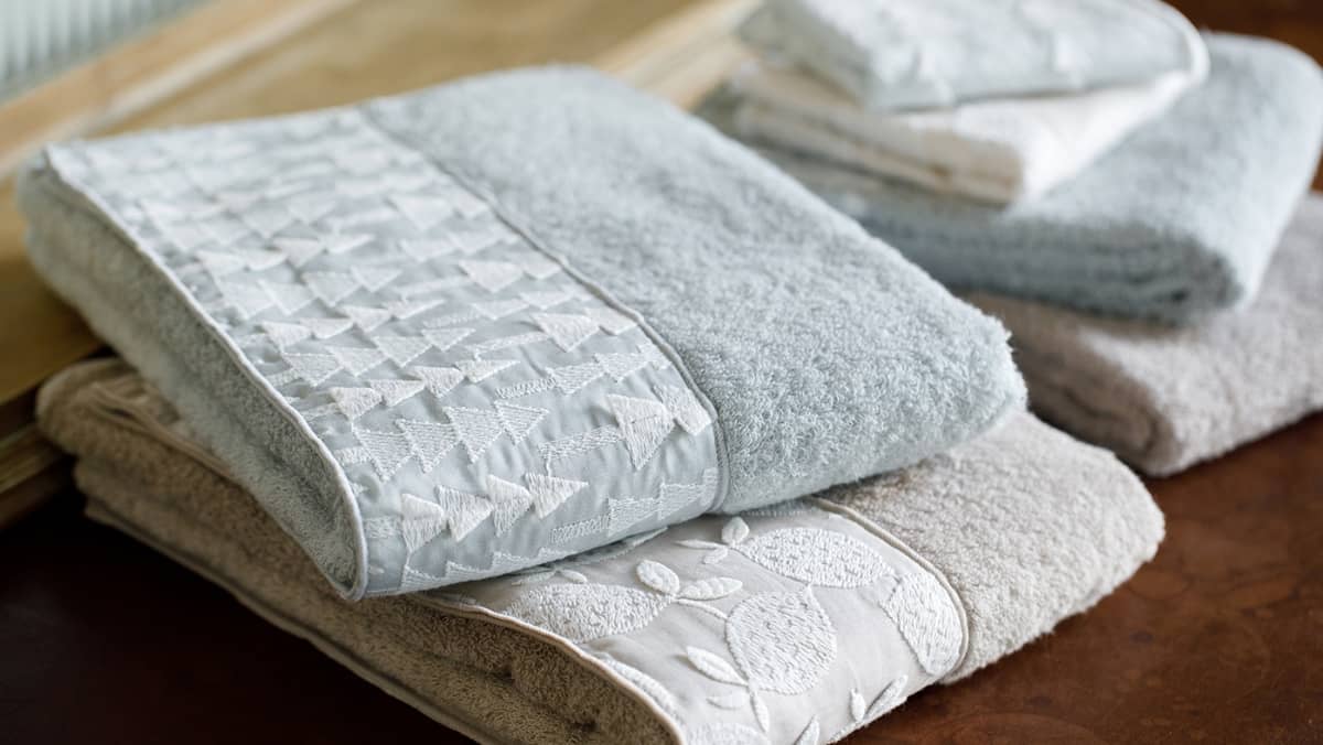 刺繍が映える上質な今治タオル