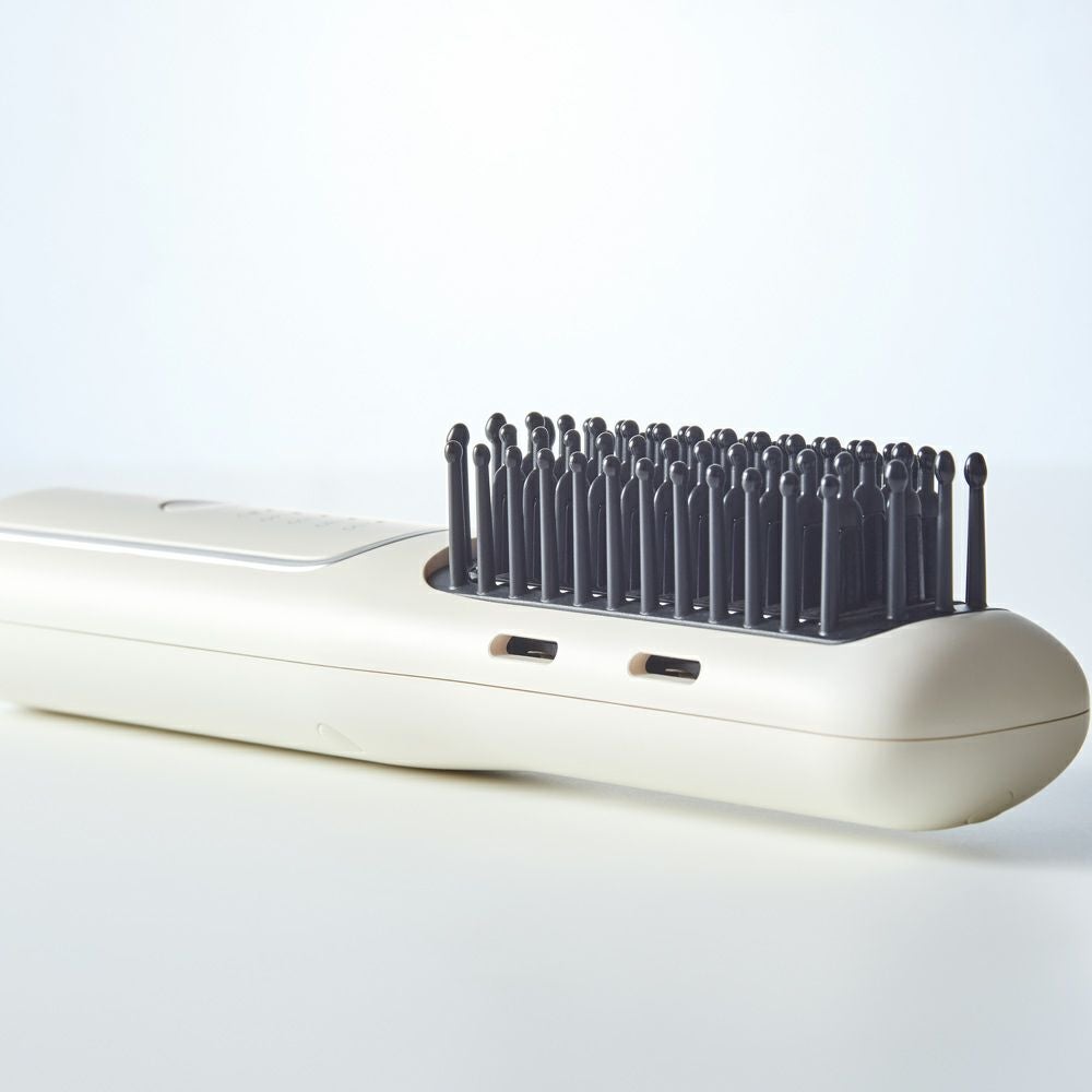 FESTINO（フェスティノ） 充電式スタイリングヒーターブラシ | Aming